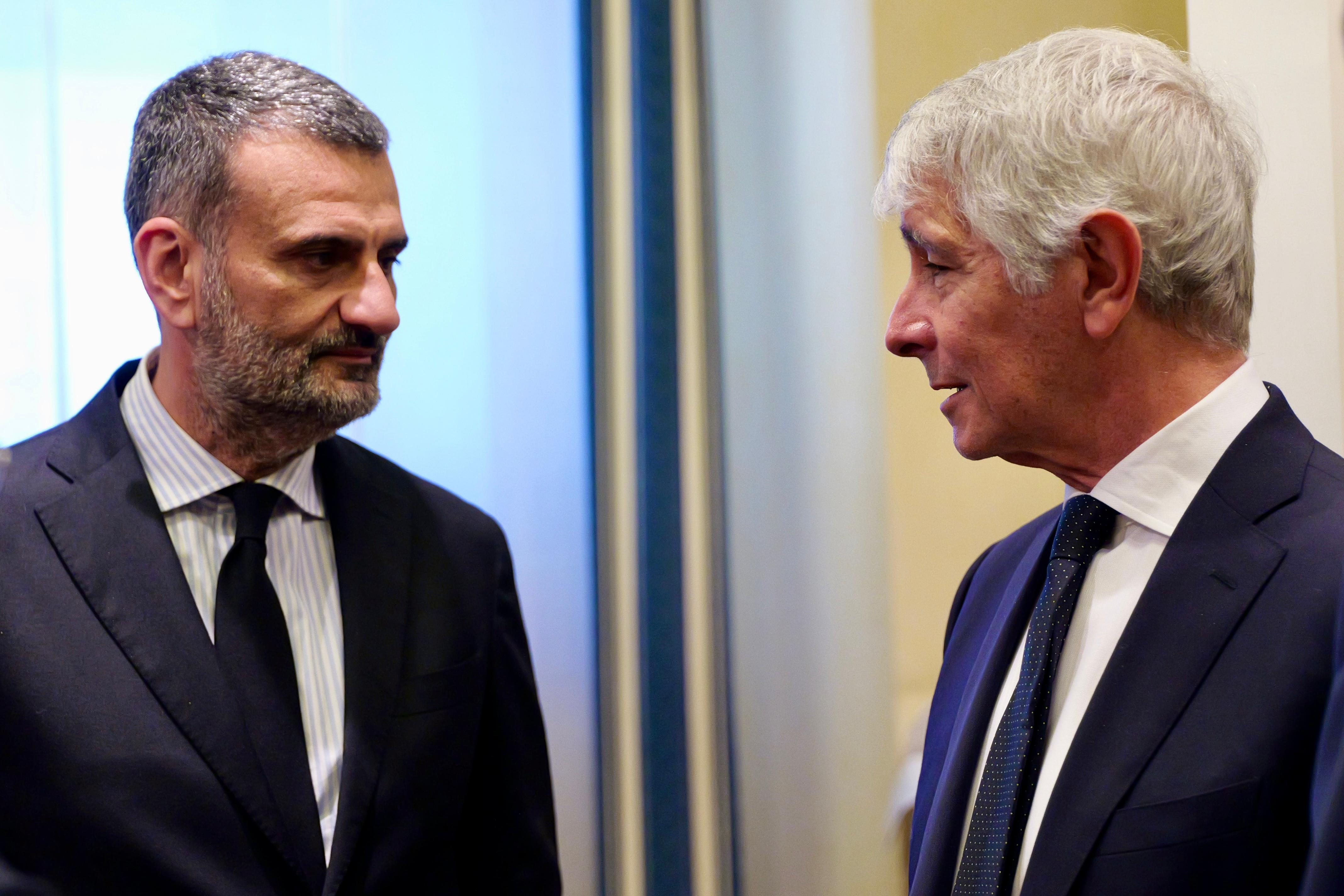 Galleria Giochi del Mediterraneo, a sei mesi dall’inizio della cerimonia di inaugurazione il sopralluogo di Decaro sui cantieri a Taranto, insieme al ministro Abodi - Diapositiva 6 di 7