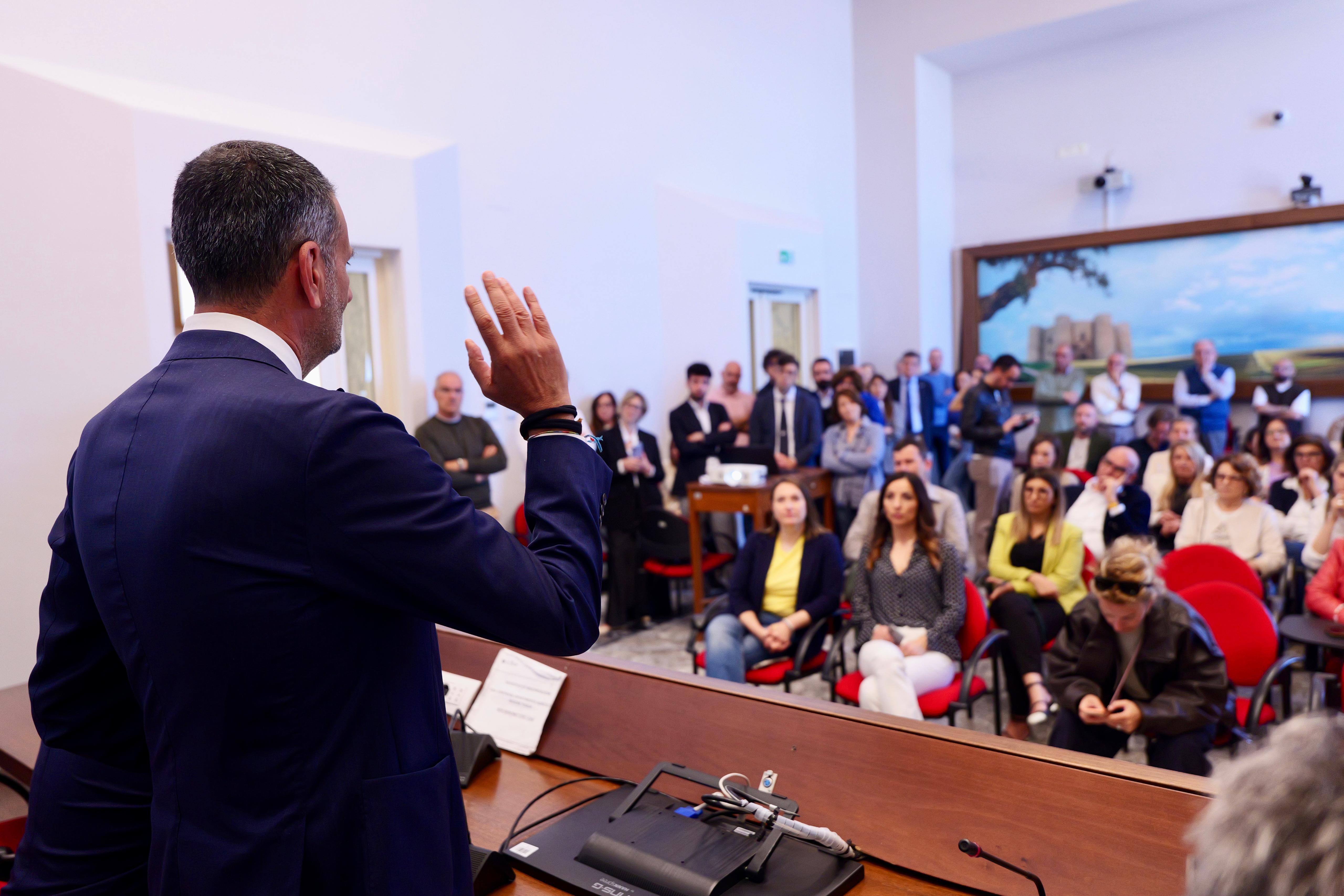 Galleria CSR Puglia 2023-2027, nuovi investimenti per le filiere agroalimentari: al via “Filiere di Puglia”, il bando da 40 milioni per trasformazione e valorizzazione delle produzioni pugliesi - Diapositiva 3 di 8