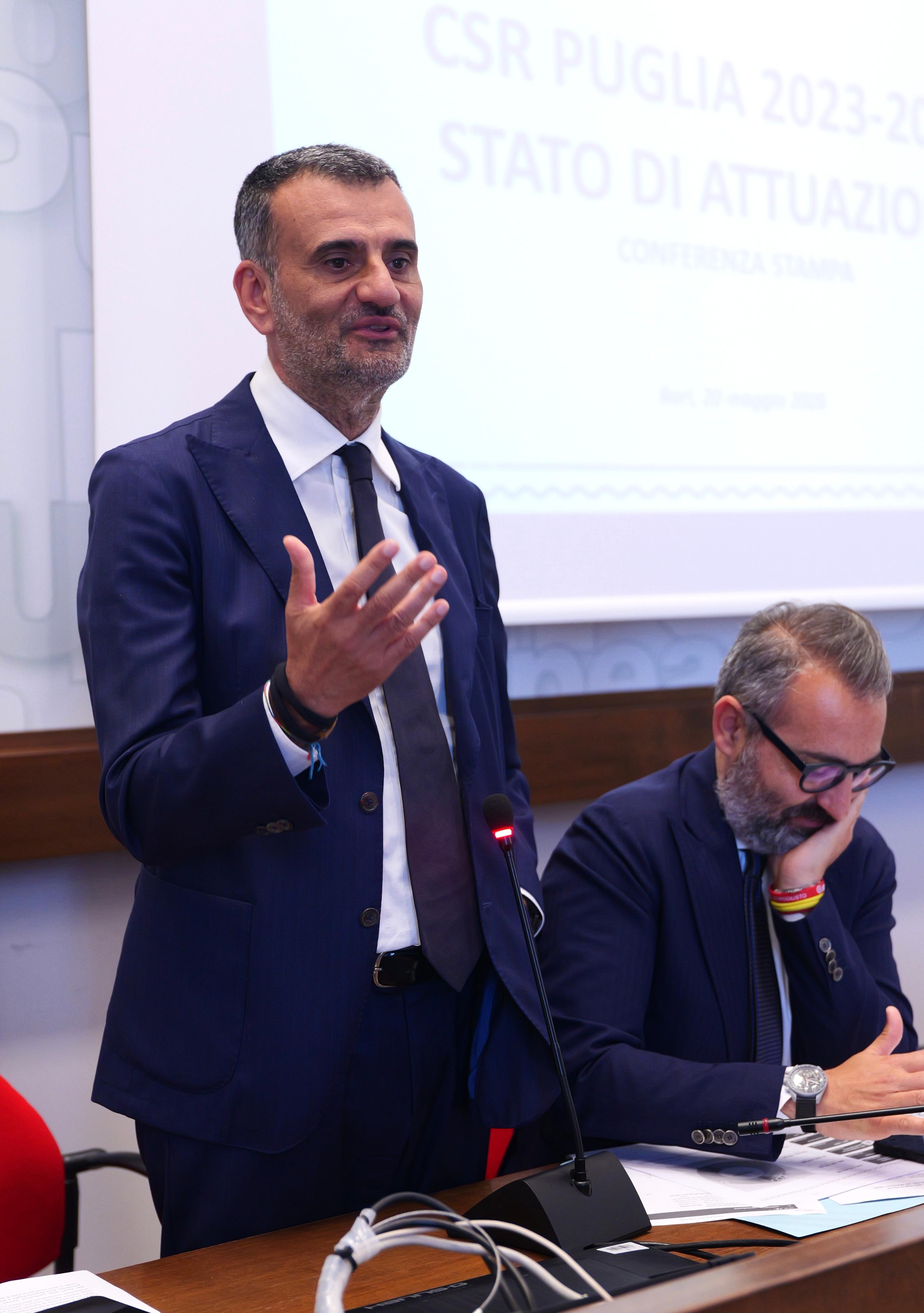 Galleria CSR Puglia 2023-2027, nuovi investimenti per le filiere agroalimentari: al via “Filiere di Puglia”, il bando da 40 milioni per trasformazione e valorizzazione delle produzioni pugliesi - Diapositiva 2 di 8