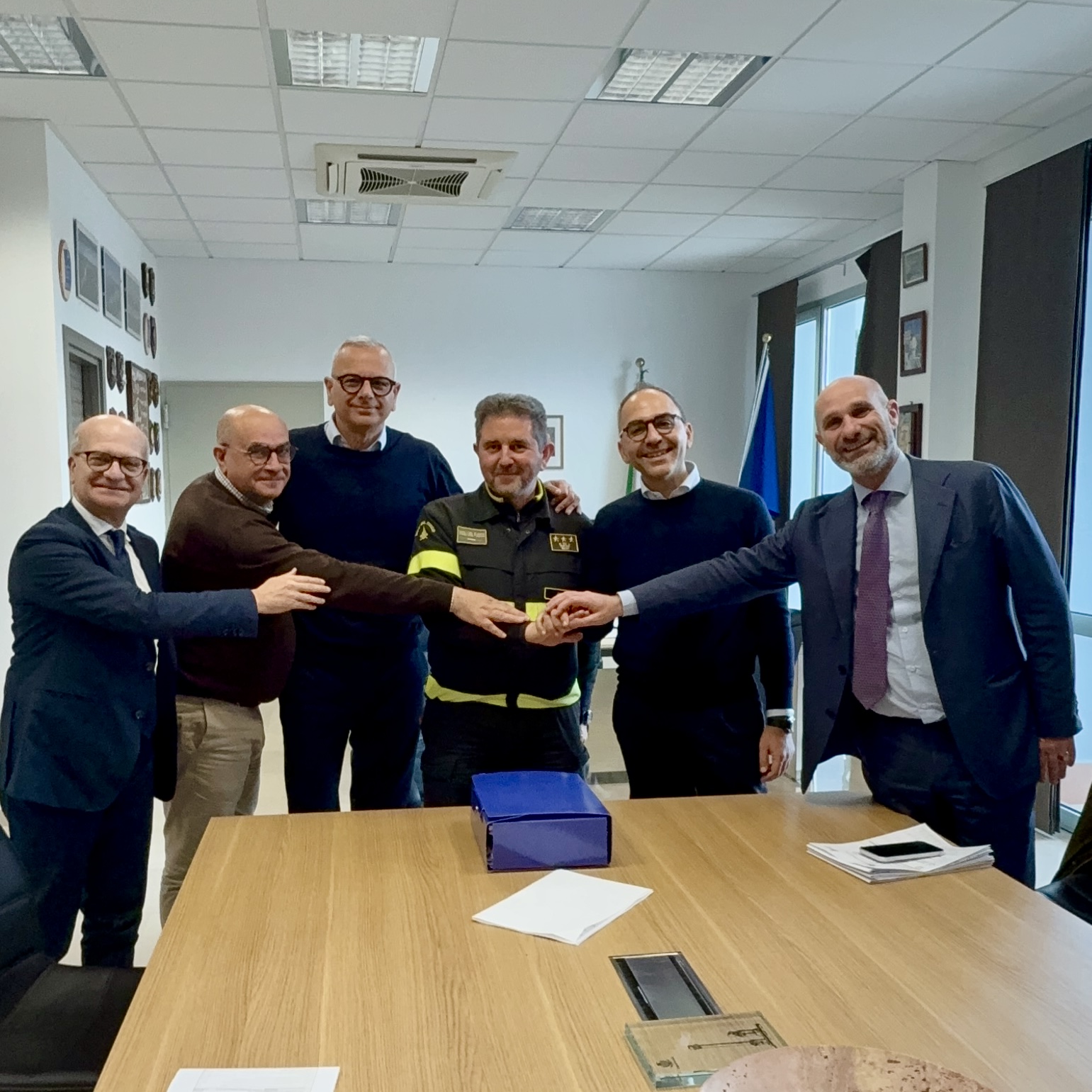 Galleria Aeroporto di Foggia, Piemontese presenta ai Vigili del Fuoco il progetto del distaccamento: investimento da 9 milioni di euro per rafforzare sicurezza e sviluppo dello scalo - Diapositiva 4 di 4