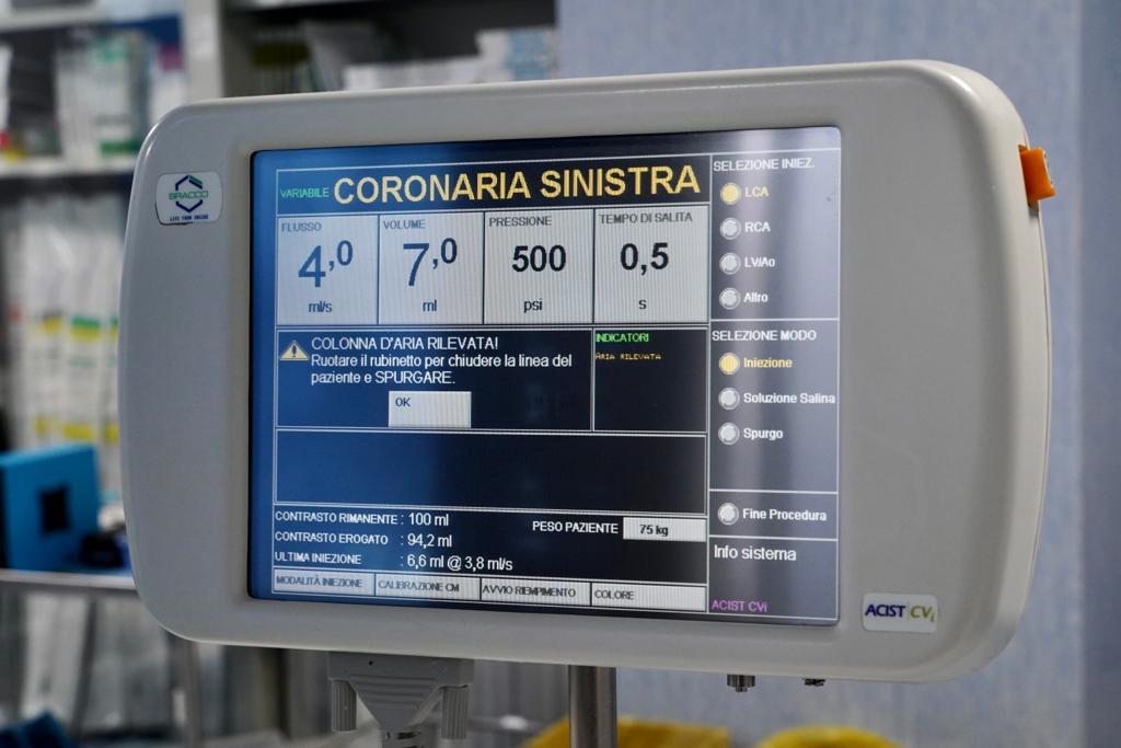 Galleria Cardiologia hi tech all’Ospedale Di Venere: installati due nuovi angiografi con tecnologia digitale - Diapositiva 1 di 12